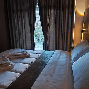 Elvish Garden Boutique Bed & Breakfast Berat